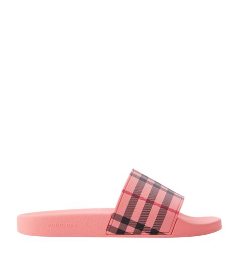 burberry slides pink